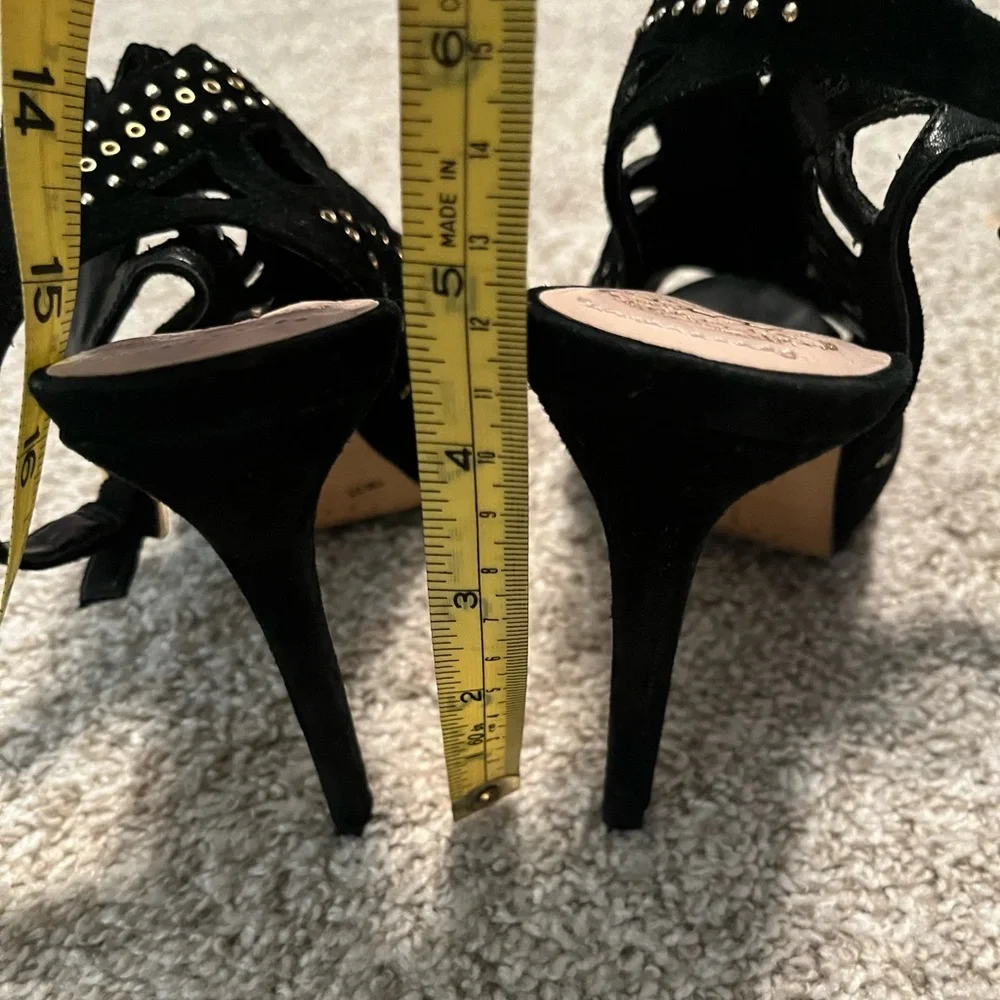 VINCE CAMUTO leather open toe black studded ajoure stiletto high heels s…